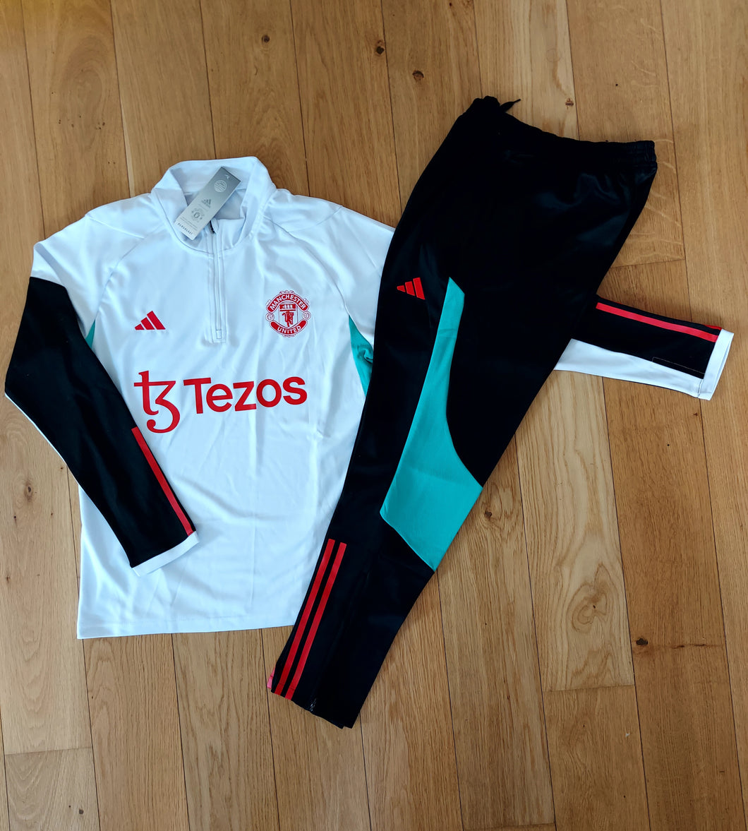 Man Utd x Adidas Full Zip Tracksuit 23/24 - White/Red
