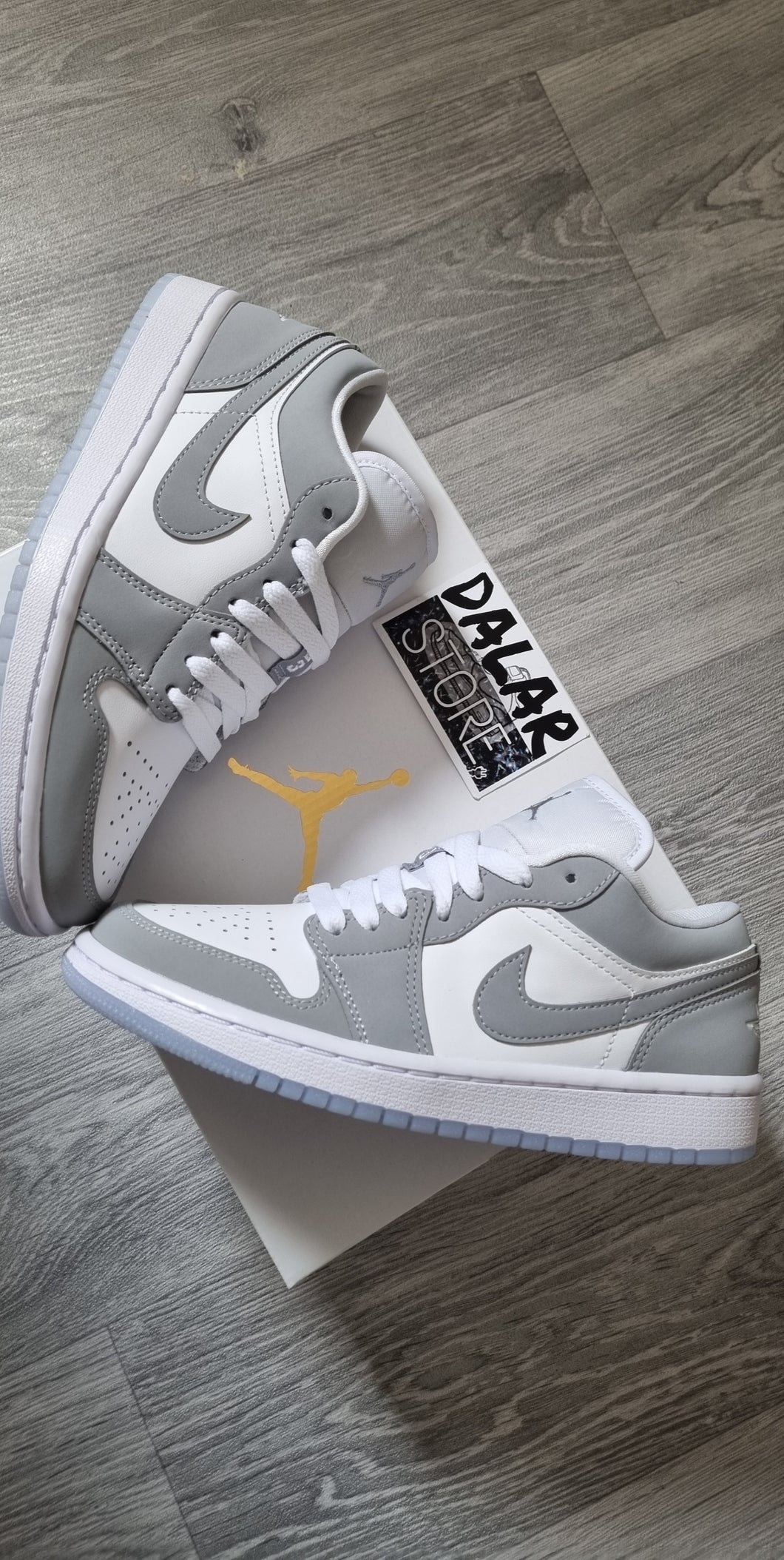 Jordan 1 Low Wolf Grey